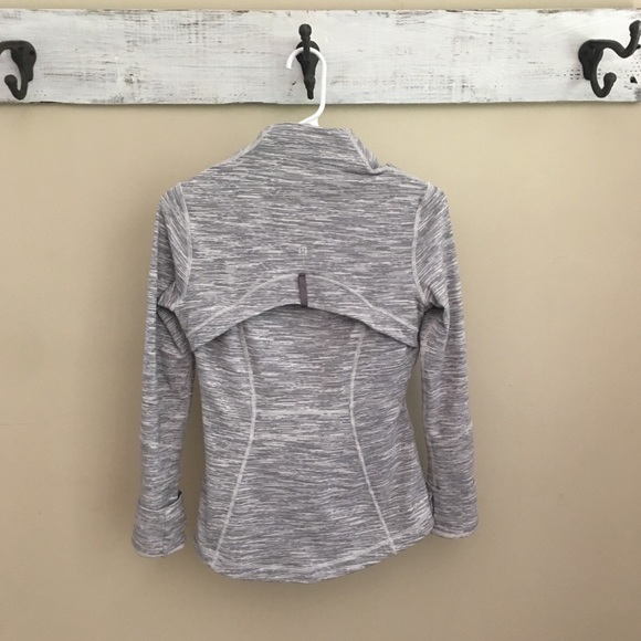 lululemon jacket • - Picture 2 of 2